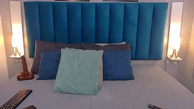 Madisonsmiith online show from 02-11-26, 09:14