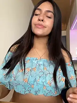 DaphneUwu online show from 02-15-25, 02:22