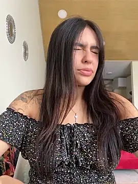 DaphneUwu online show from 03-13-25, 02:55