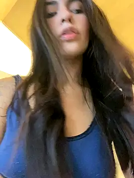 DaphneUwu online show from 10-28-25, 12:44