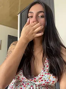 DaphneUwu online show from 03-22-25, 04:15