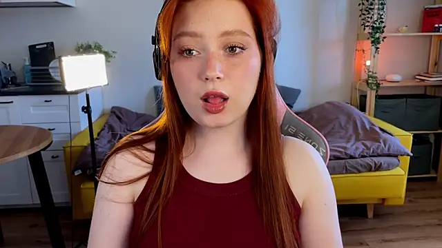 Sofy Benson online show from 05-14-26, 01:52