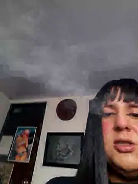 Snapshot of cosmicwind chatting on 05-10-26, 03:47 cosmicwind online show from 05-10-26, 03:47