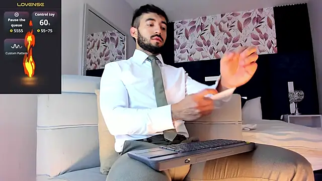 MarkWalker   online show from 04-18-26, 11:12