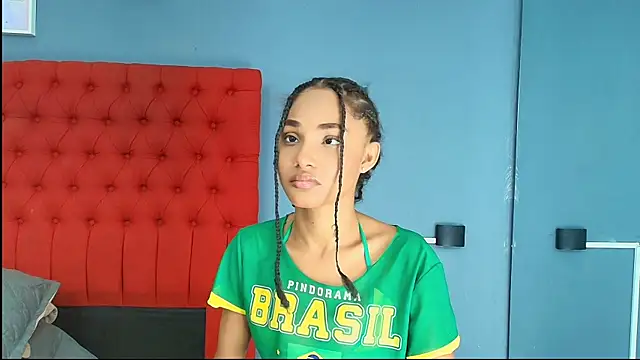 Snapshot of kristyl_paez chatting on 10-11-25, 07:59 kristyl paez online show from 10-11-25, 07:59