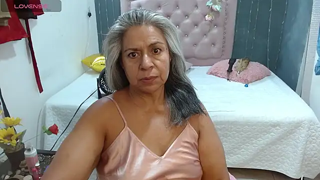 Snapshot of lalisha_96 chatting on 05-24-26, 04:40 lalisha 96 online show from 05-24-26, 04:40