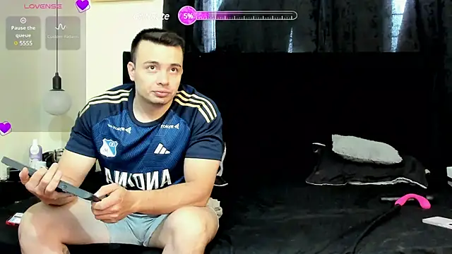 lissandthor13 online show from 02-15-25, 08:34