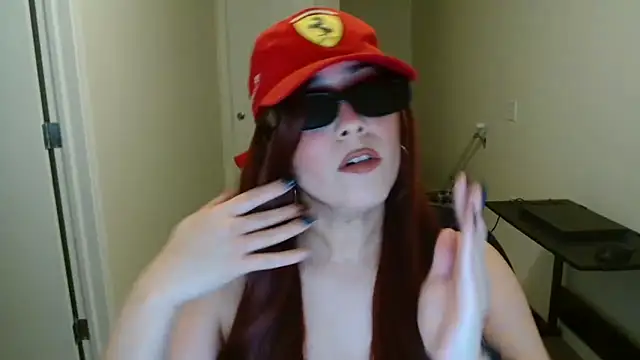 Sassy Latina online show from 03-28-26, 04:13