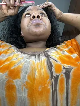 Snapshot of ThickyMel chatting on 07-11-26, 12:22 ThickyMel online show from 07-11-26, 12:22
