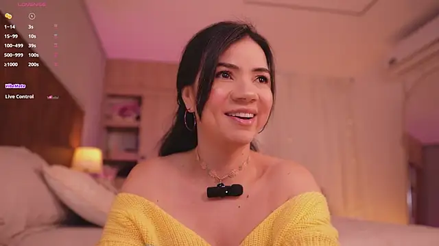 tatikiss  online show from 11-29-25, 11:54