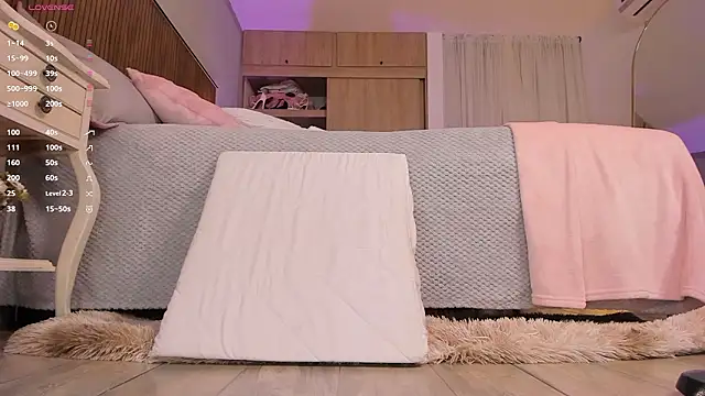 tatikiss  online show from 03-19-26, 11:54