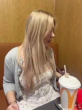 CherryAuroraa online show from 02-26-26, 12:05