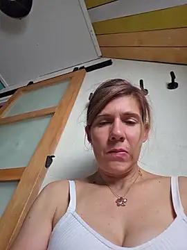 Lina lou4 online show from 07-07-26, 03:26