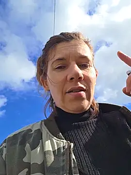 Lina lou4 online show from 02-07-26, 01:08