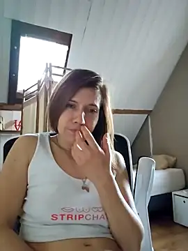 Lina lou4 online show from 02-04-25, 04:39