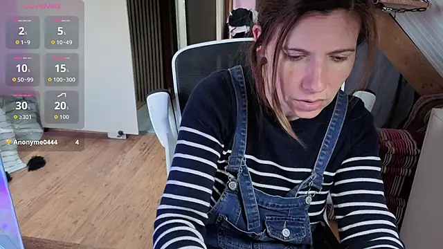 Lina lou4 online show from 03-25-26, 04:39