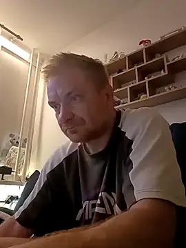 82liska online show from 03-12-26, 05:06