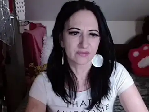 Snapshot of DebraMilf chatting on 03-14-25, 06:42 DebraMilf online show from 03-14-25, 06:42