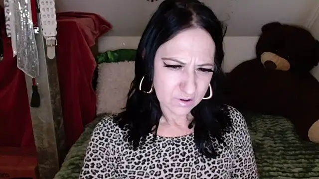 Snapshot of DebraMilf chatting on 03-01-25, 03:21 DebraMilf online show from 03-01-25, 03:21