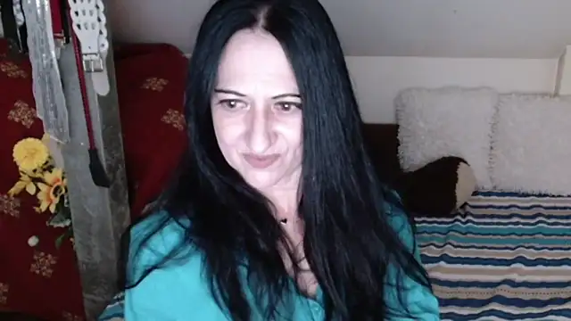Snapshot of DebraMilf chatting on 05-25-26, 12:43 DebraMilf online show from 05-25-26, 12:43