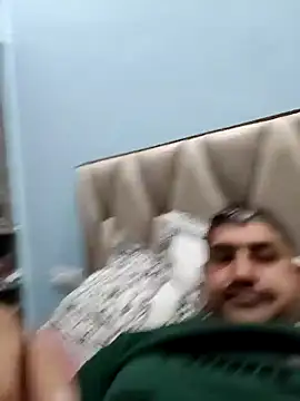 Snapshot of Amandev7 chatting on 02-22-26, 09:27 Amandev7 online show from 02-22-26, 09:27