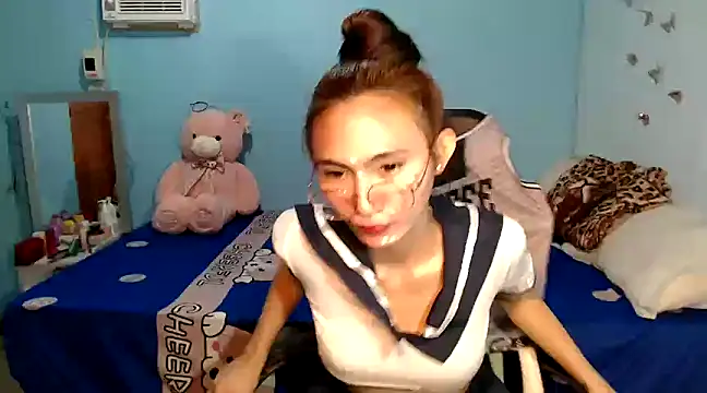 Snapshot of PirateEmpressBoaAico chatting on 03-04-25, 03:44 PirateEmpressBoaAico online show from 03-04-25, 03:44