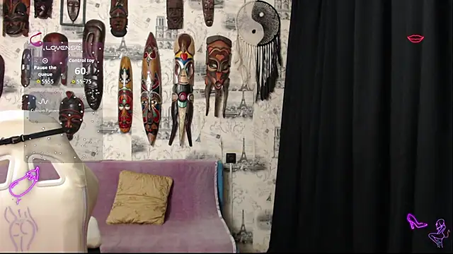 CrazyLaGirl online show from 11-18-25, 06:22