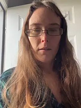 Dakota 02 online show from 11-25-25, 01:44