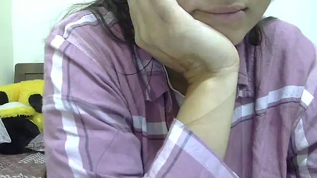 lovelydesi21 online show from 04-08-26, 05:20