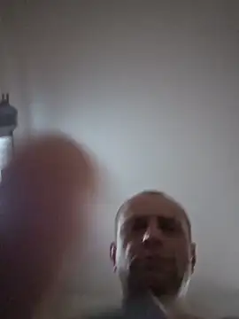 Snapshot of Roman0798 chatting on 05-14-26, 03:58 Roman0798 online show from 05-14-26, 03:58