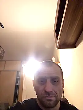 Snapshot of Roman0798 chatting on 12-16-25, 06:39 Roman0798 online show from 12-16-25, 06:39