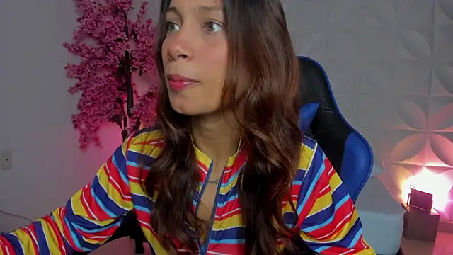 Snapshot of cora_22 chatting on 03-26-26, 01:20 cora 22 online show from 03-26-26, 01:20