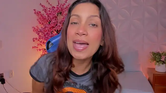 cora 22 online show from 02-27-26, 01:11