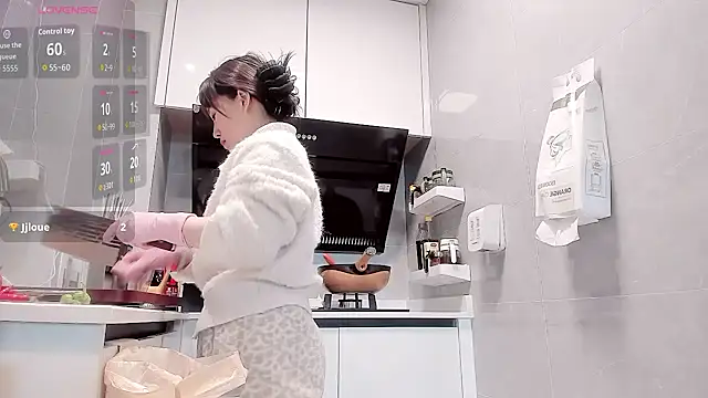 Vivian-6 online show from 03-12-26, 12:38