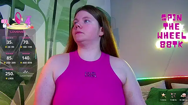 Snapshot of RubyValen chatting on 10-14-25, 02:23 RubyValen online show from 10-14-25, 02:23