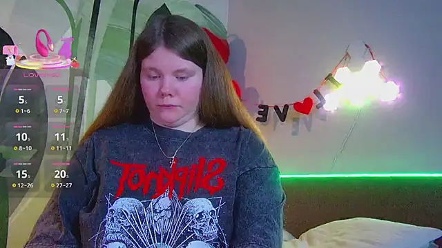 Snapshot of RubyValen chatting on 02-22-26, 01:30 RubyValen online show from 02-22-26, 01:30