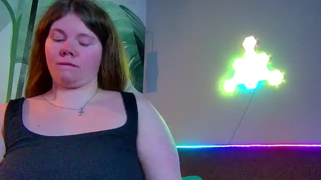 RubyValen online show from 11-14-25, 01:09