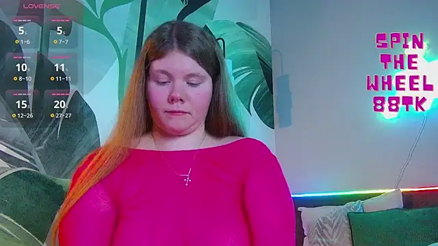 RubyValen online show from 11-19-25, 01:16