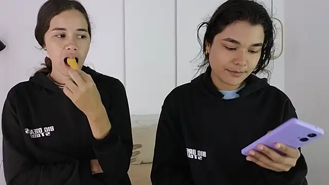 sexychanell 18 online show from 11-15-25, 01:15