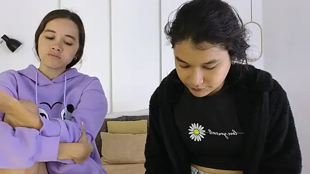 sexychanell 18 online show from 04-12-26, 01:25