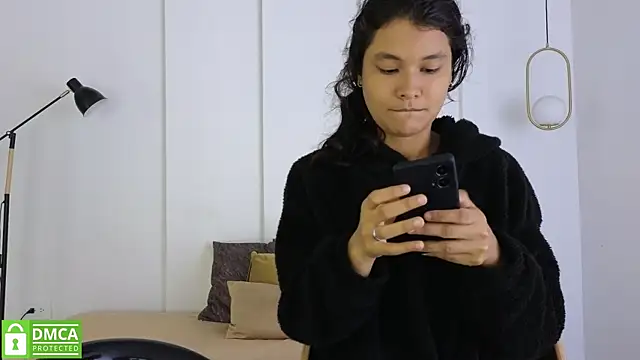 sexychanell 18 online show from 06-18-26, 01:38