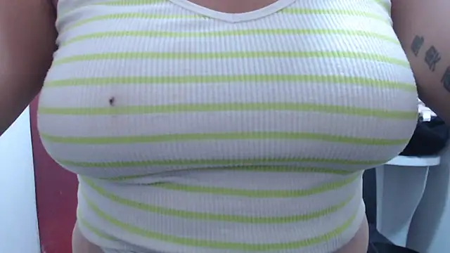 Laura hottt online show from 10-27-25, 05:36