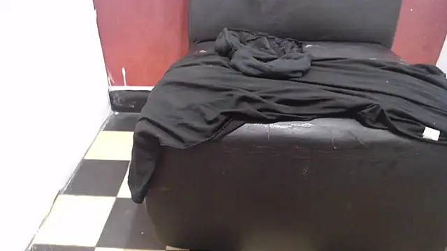 Laura hottt online show from 01-31-26, 07:12