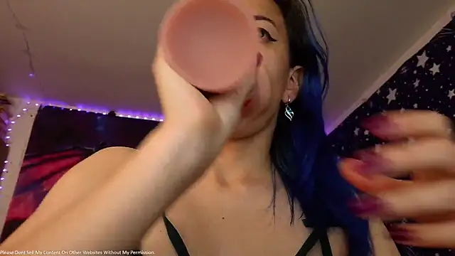 Snapshot of pussytight_pervert chatting on 05-26-26, 12:53 pussytight pervert online show from 05-26-26, 12:53