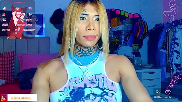 caroline cossei online show from 03-11-26, 12:26