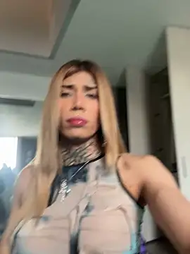 caroline cossei online show from 03-31-26, 08:22