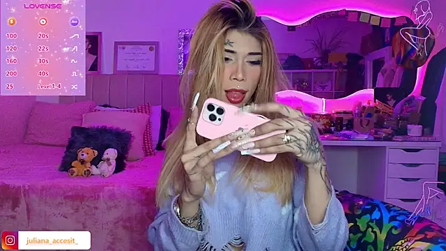 caroline cossei online show from 02-11-26, 05:18