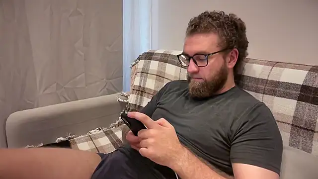 Bear bear  online show from 06-23-26, 10:35