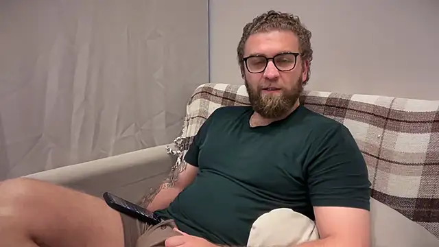 Bear bear  online show from 07-21-26, 09:43