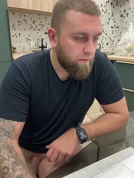 Bear bear  online show from 02-12-25, 10:59